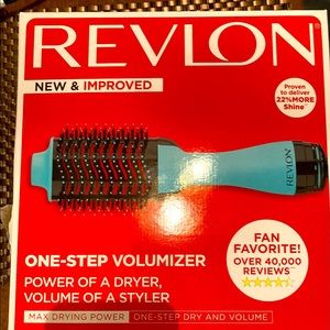 Revlon One-Step Volumizer and Dryer